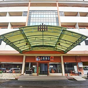 OYO 1178 Plaza Hotel Tanjung Pinang